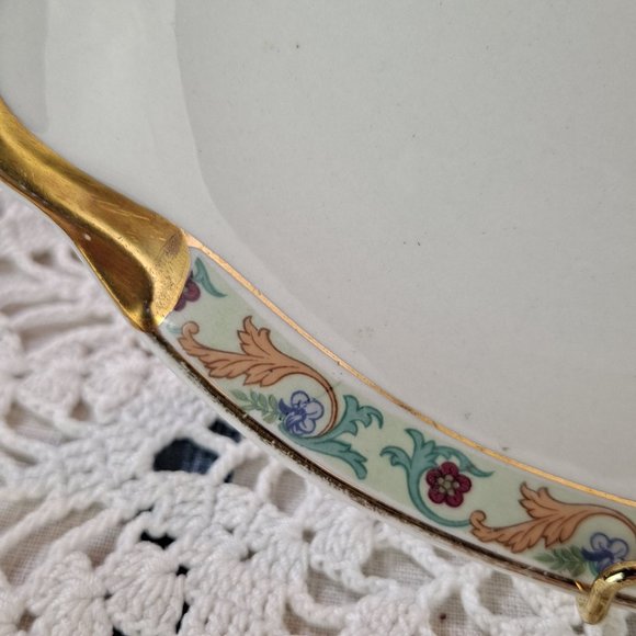 Warwick Serving Dish with Gold Design - Replacement Piece - Picture 2 of 5